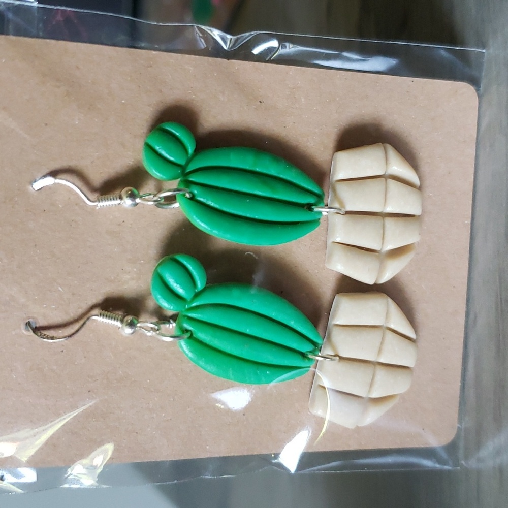 Handmade cactus dangle earrings